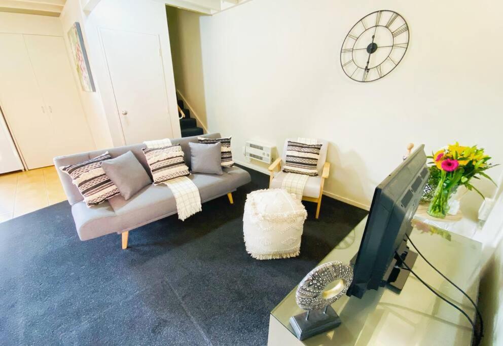 Hideaway Rima - In The Cbd Apartment Queenstown Exterior photo