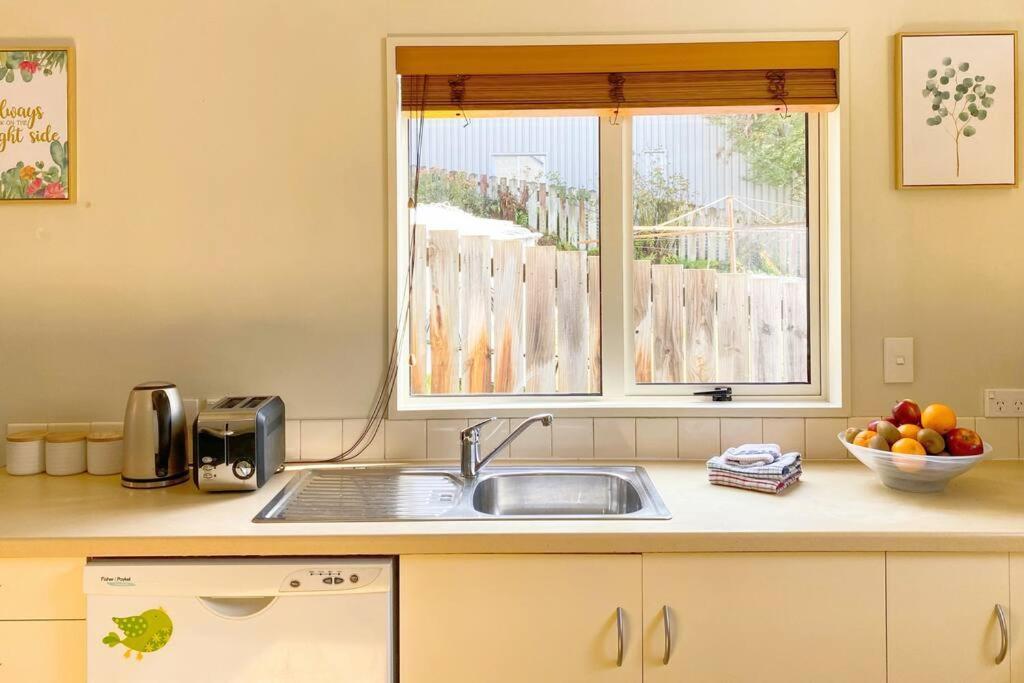 Hideaway Rima - In The Cbd Apartment Queenstown Exterior photo