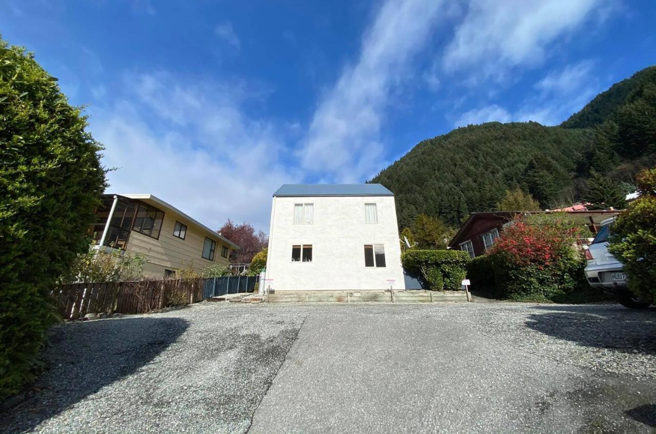 Hideaway Rima - In The Cbd Apartment Queenstown Exterior photo