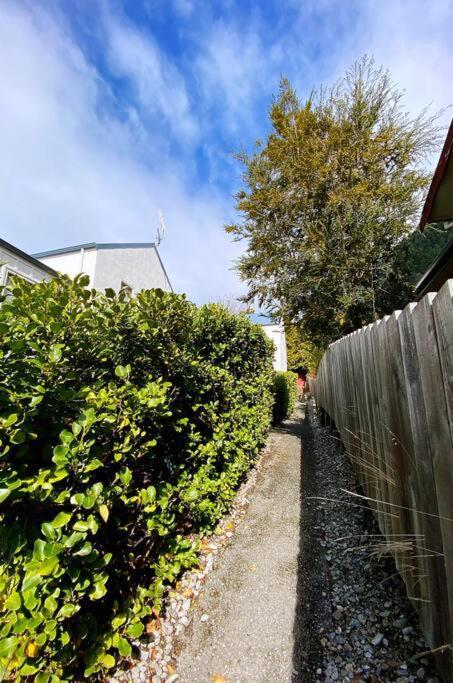 Hideaway Rima - In The Cbd Apartment Queenstown Exterior photo